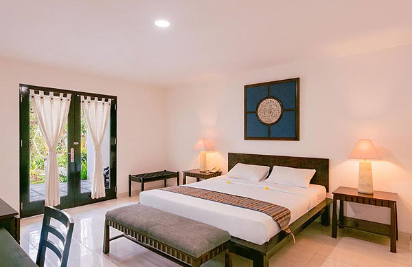 Legong keraton Beach Hotel Superior Room